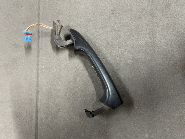 Ручка двери в сборе 30753786 VOLVO
