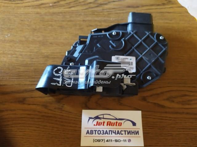Замок задней двери, правой 31253660 VOLVO