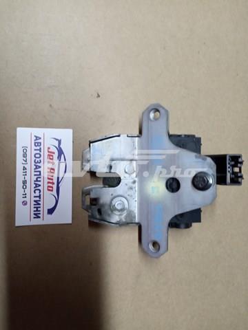 Замок двери багажника 31276696 VOLVO