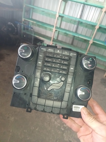 Блок управления режимов отопления 31288318 VOLVO