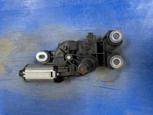 Мотор стеклоочистителя заднего стекла 31290787 VOLVO