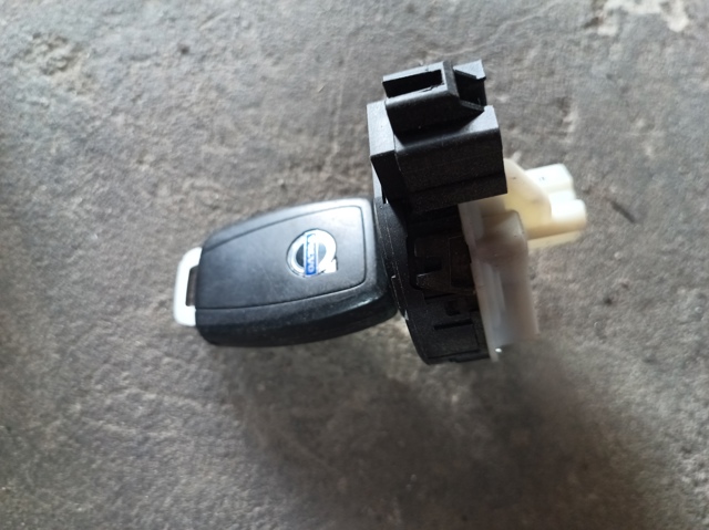 Замок зажигания 31300585 VOLVO