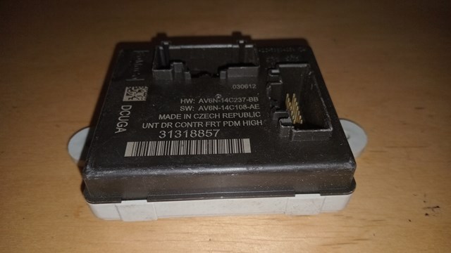 Блок комфорта передней двери 31318857 VOLVO