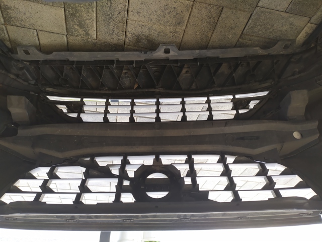 Наполнитель бампера переднего 31323760 VOLVO