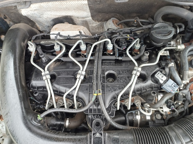 Коллектор впускной 31338169 VOLVO