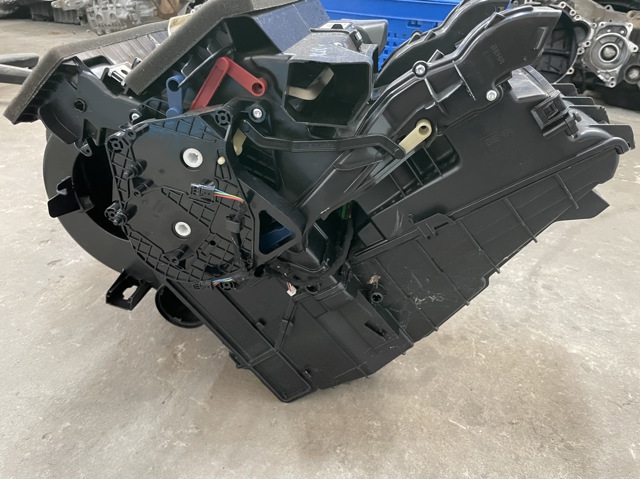 31390885 VOLVO купить в Павлоград