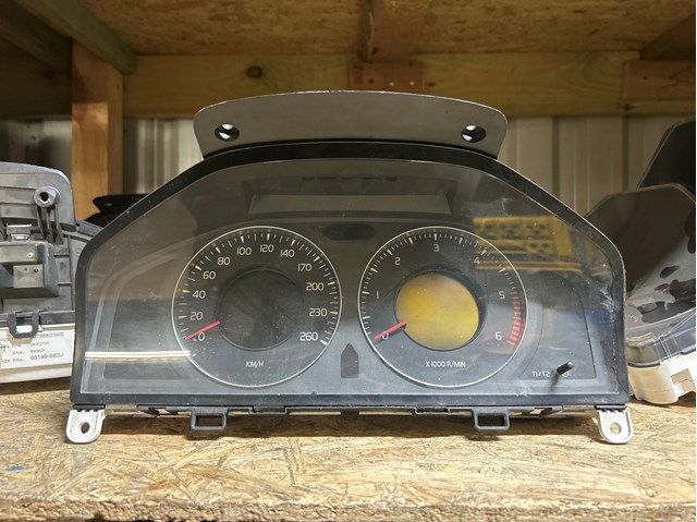 Приборная доска 36000411 VOLVO