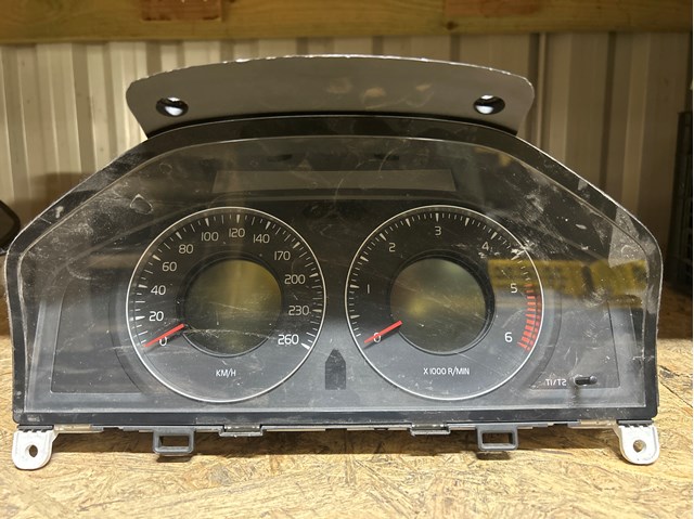 Приборная доска 36002195 VOLVO