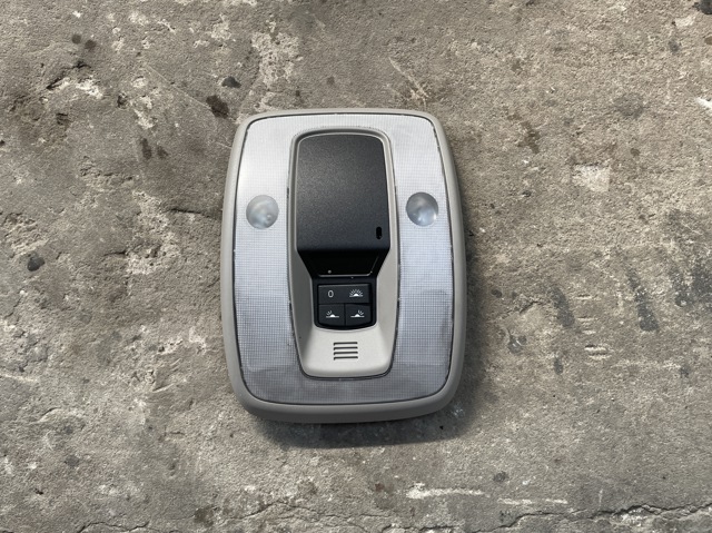 Плафоны внутреннего освещения 39806308 VOLVO