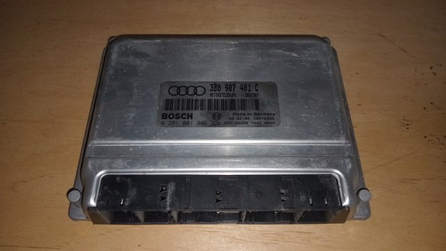 Электронный блок управления двигателем 3B0907401C VAG