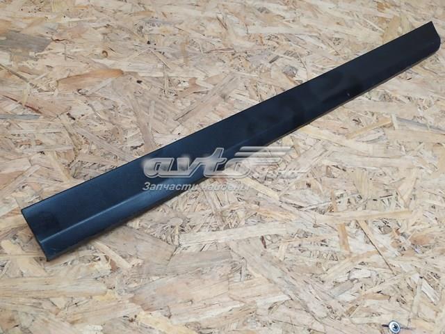 Накладка задней левой двери 3C0854949A VAG
