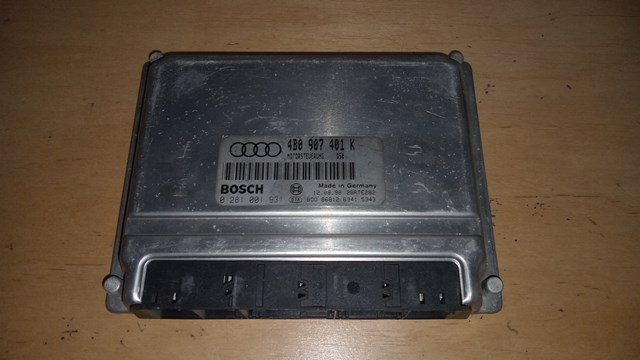 Компьютер двигателя 4B0907401K VAG