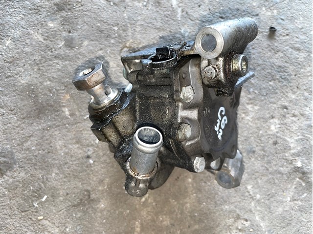 Насос рулевого механизма 4F0145155H VAG