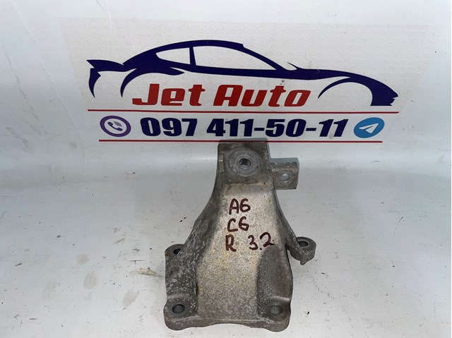 Кронштейн подушки (опоры) двигателя, правой 4F0199308N VAG
