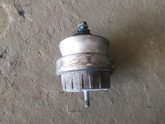 Подушка двигателя 4F0199382BT VAG