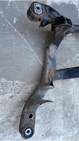 VAG 4F0505235AE Подрамник задний в наличии Николаев
