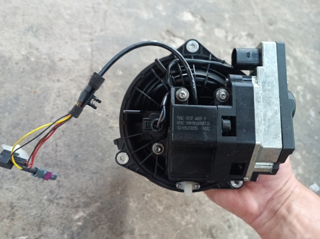 VAG 5GE827469F Ручка крышки багажника (двери 3/5-й задней) наружная в наличии Чернигов