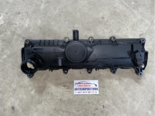 Крышка клапанов 8200756123 RENAULT