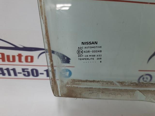 NISSAN 82300JD000 Стекло двери задней правой в наличии Черновцы