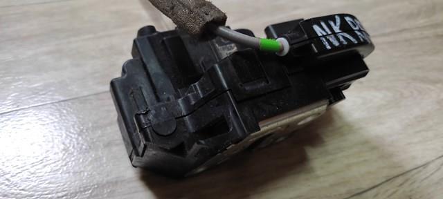 82500JD000 NISSAN Замок двери задней правой купить в Харьков