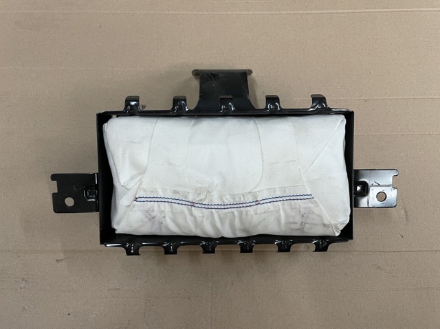 84530B2000 HYUNDAI Подушка безопасности (AIRBAG) пассажирская купить в Киев
