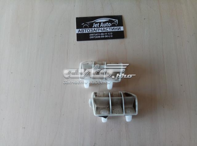 Левый кронштейн заднего бампера 85227JD00A NISSAN
