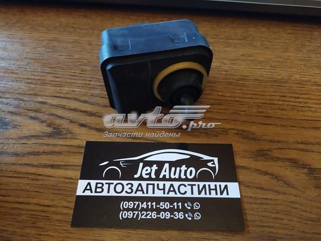 VOLVO 8678121 Корректор фар в наличии Запорожье