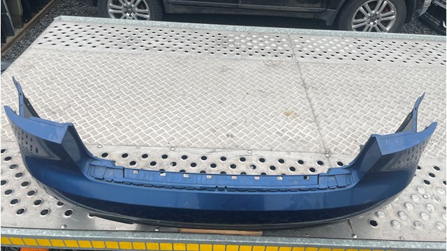 VAG 8E5807511L Задний бампер в наличии Львов