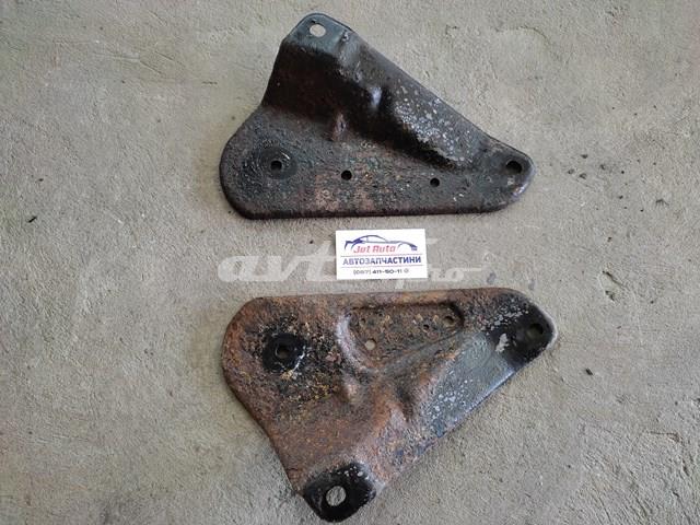 Кронштейн задней балки 8K0505219C VAG