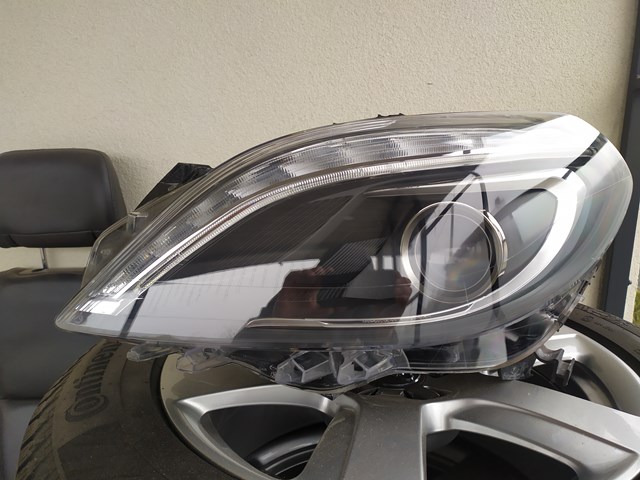Блок фара левая A2468207161 MERCEDES