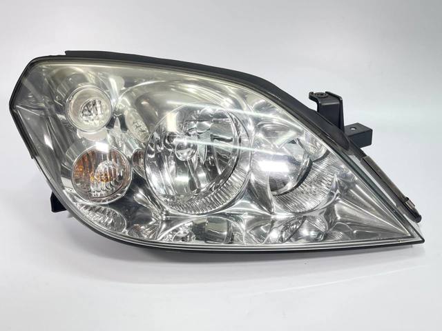 NISSAN 26010AU800 Правая фара в наличии Ужгород