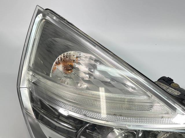 8200394707 RENAULT Фара правая купить в Ужгород