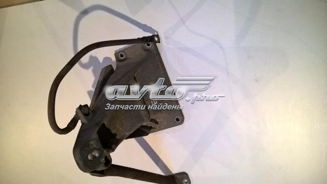 Кронштейн подушки (опоры) двигателя, правой 22111092974 BMW