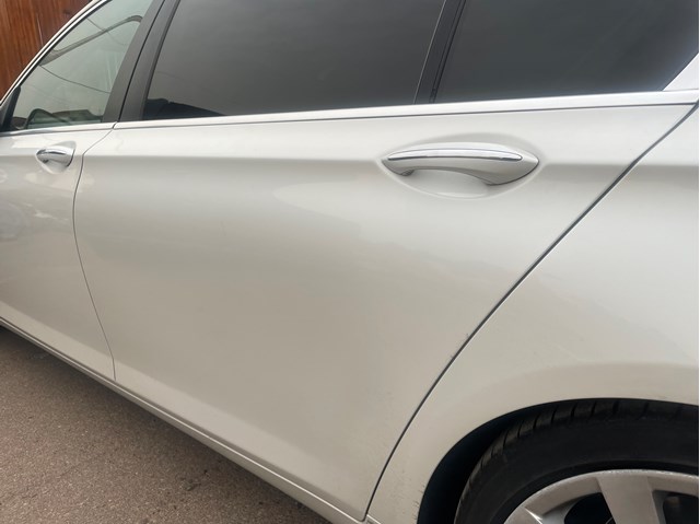 41007203981 BMW Дверь задняя левая купить в Украина