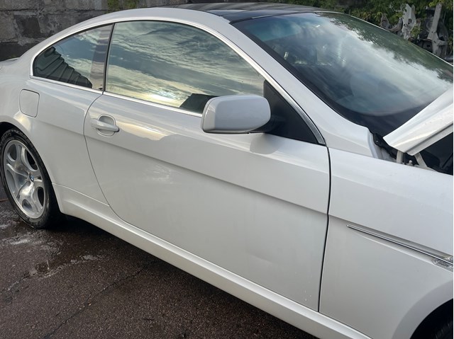 41517202076 BMW Дверь передняя правая купить в Винница