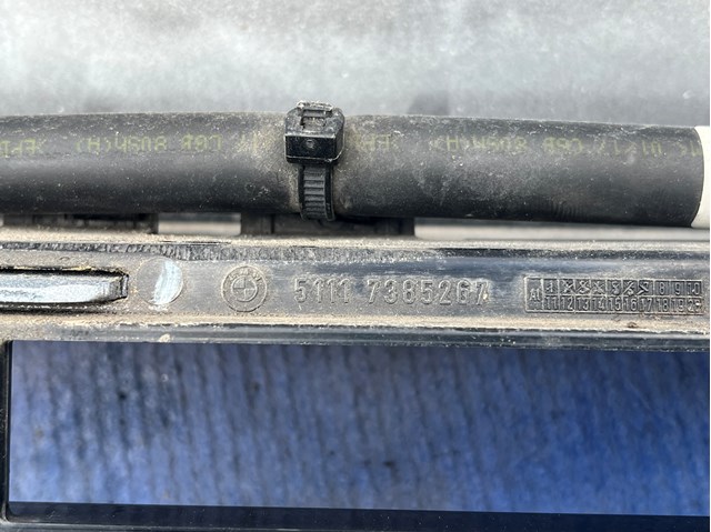 51117385267 BMW Решетка бампера переднего центральная купить в Запорожье