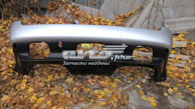 Задний бампер 51127027046 BMW