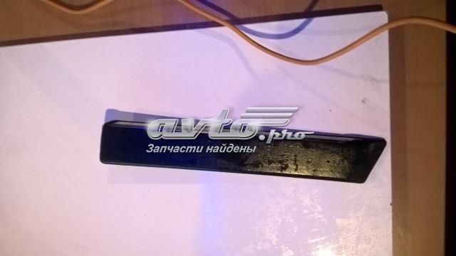 Молдинг крыла переднего правого 51138184482 BMW