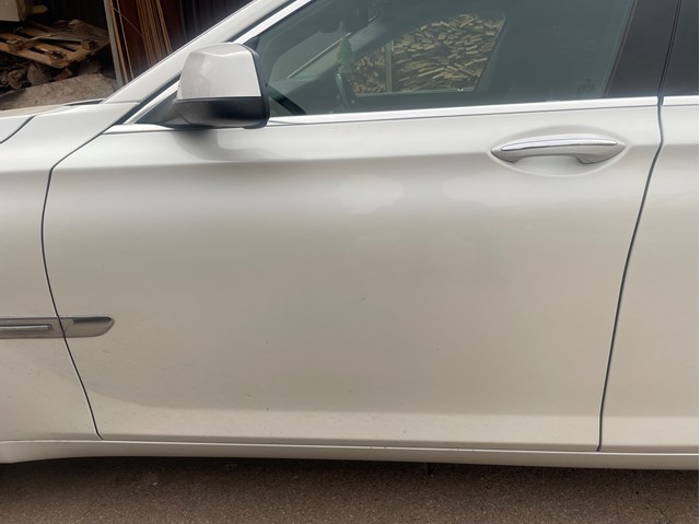 Накладка левого зеркала заднего вида 51167187431 BMW