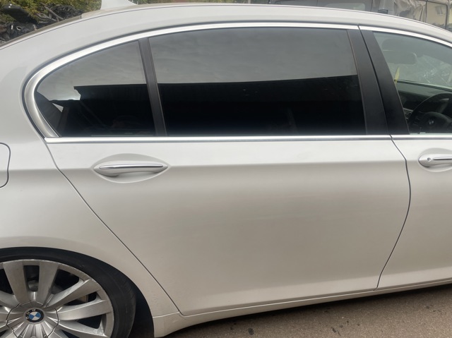 51217231934 BMW Ручка двери правой наружная передняя/задняя купить в Львов
