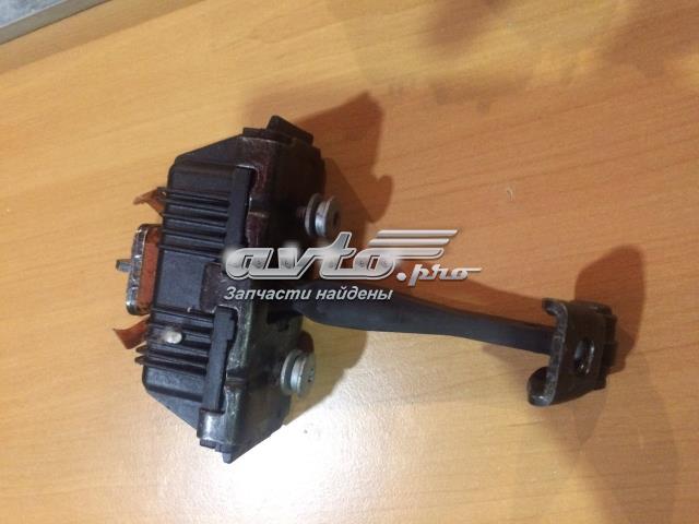 Ограничитель открывания дверей 51218402502 BMW