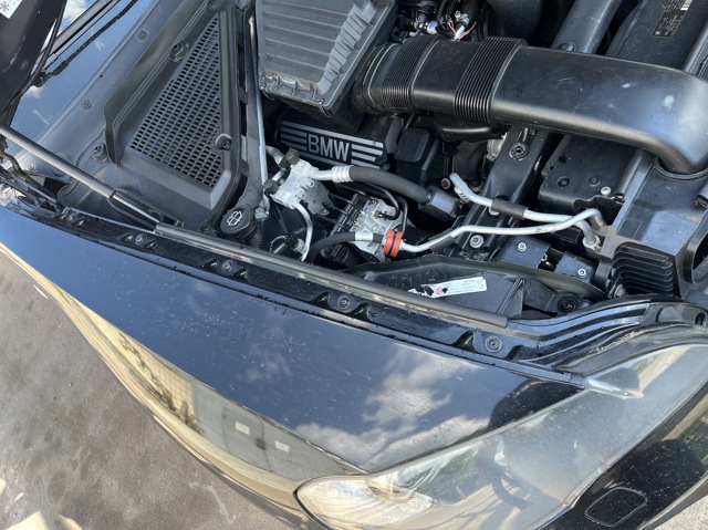 Крыло переднее правое 51657178400 BMW