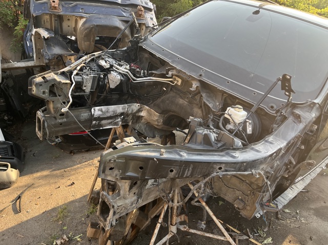 Решетка стеклоочистителей 51717151969 BMW