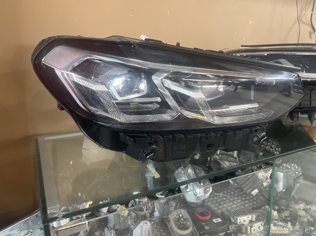 Фара основная правая 63115A0E5F6 BMW