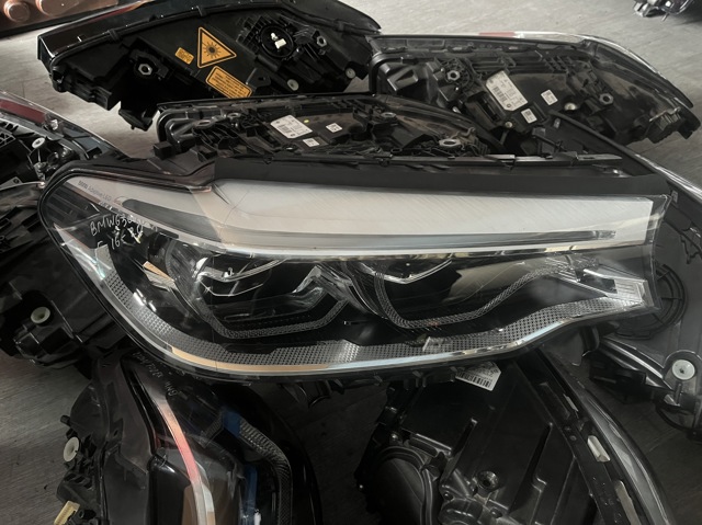 Фара комбинированная, передняя 63117214962 BMW