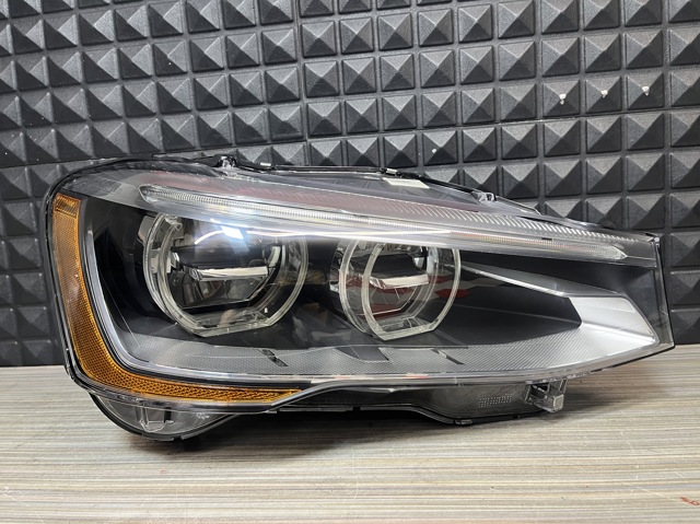 BMW 63117401148 Фара правая в наличии Каменское