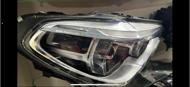 Фара передняя правая 63117466116 BMW