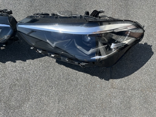 Основная фара - вставка 63117933338 BMW
