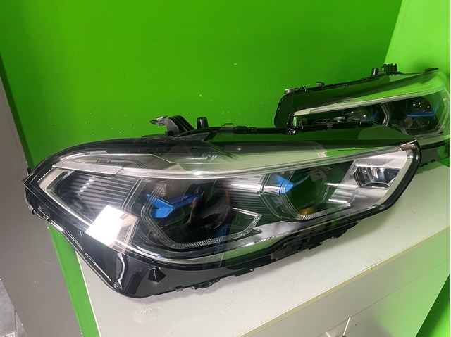 Фара левая передняя 63117933339 BMW