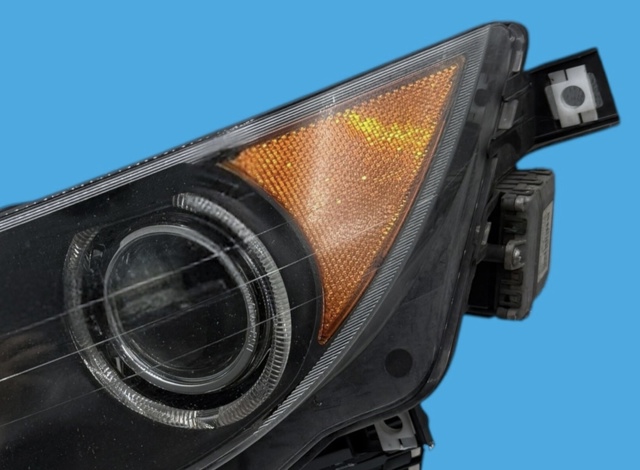 63127165985 BMW Левая фара купить в Каменское